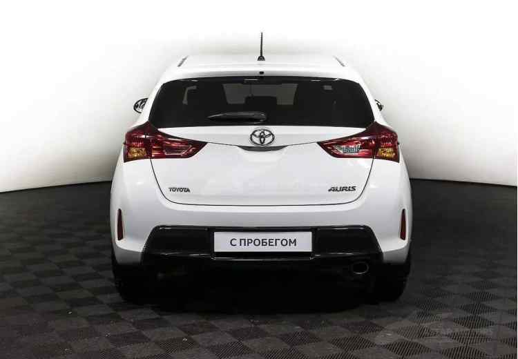 Toyota Auris II
