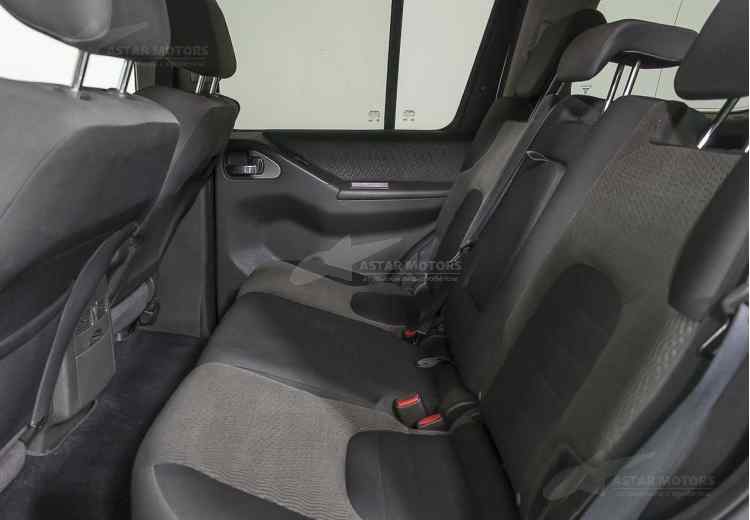 Nissan Pathfinder IV