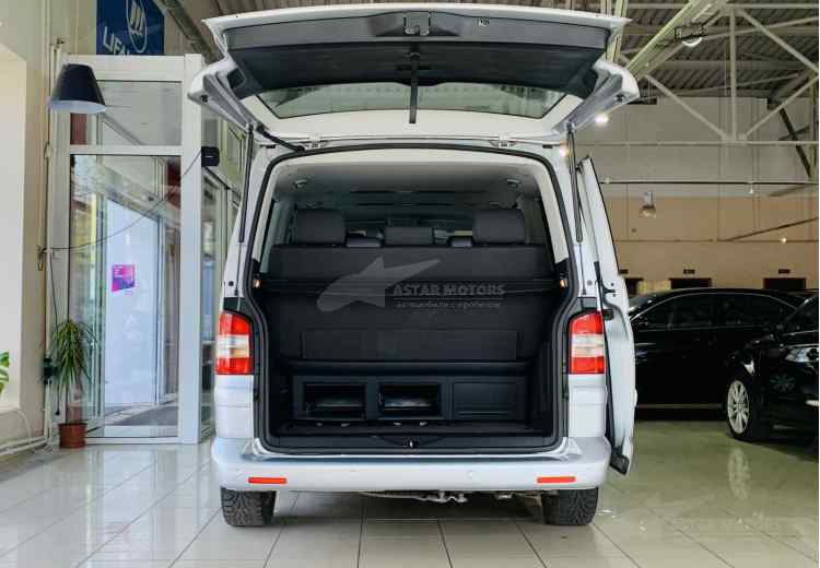 Volkswagen Multivan T5