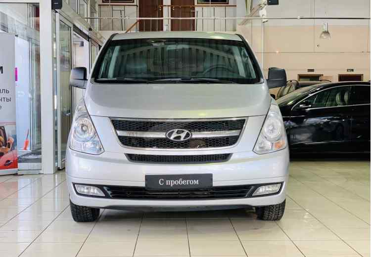 Hyundai Grand Starex