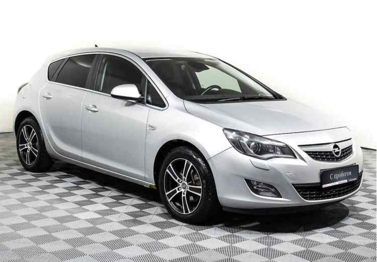 Opel Astra J