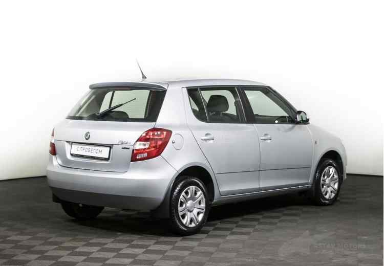 Skoda Fabia II Рестайлинг