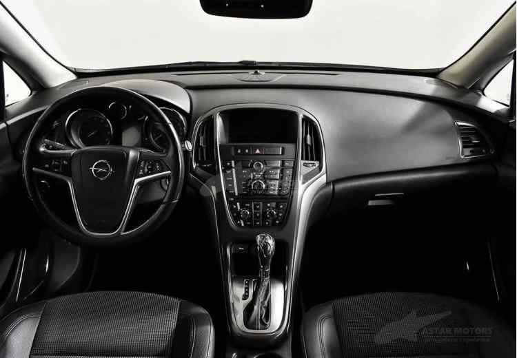 Opel Astra J