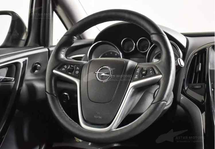 Opel Astra J Рестайлинг