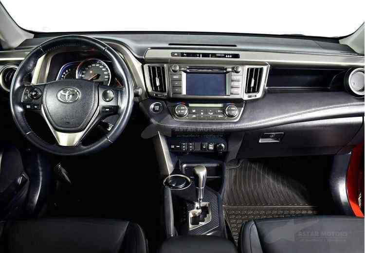 Toyota RAV4 IV (CA40)