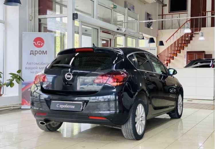 Opel Astra J Рестайлинг