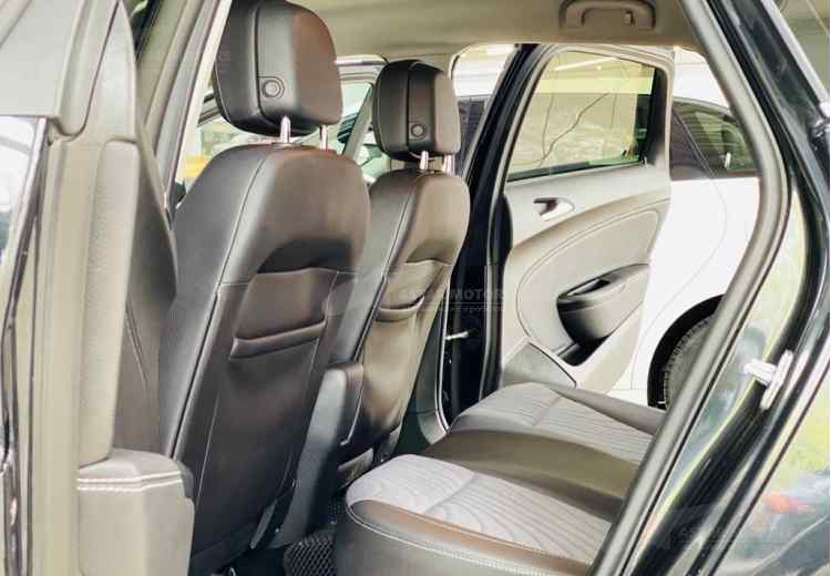 Opel Astra J Рестайлинг