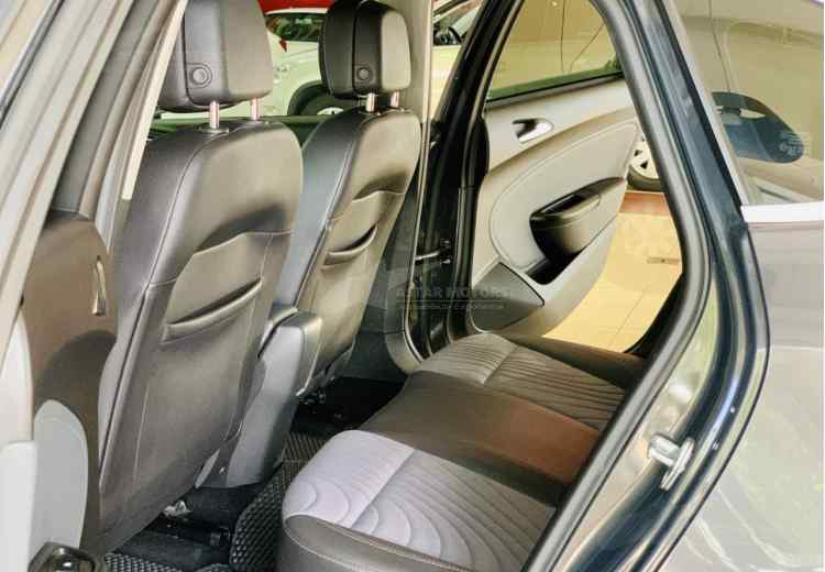 Opel Astra J Рестайлинг