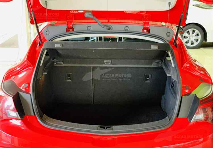 Opel Astra J Рестайлинг