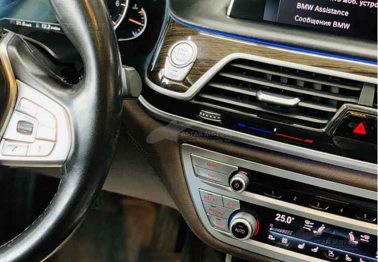 BMW 7 серии VI (G11/G12)