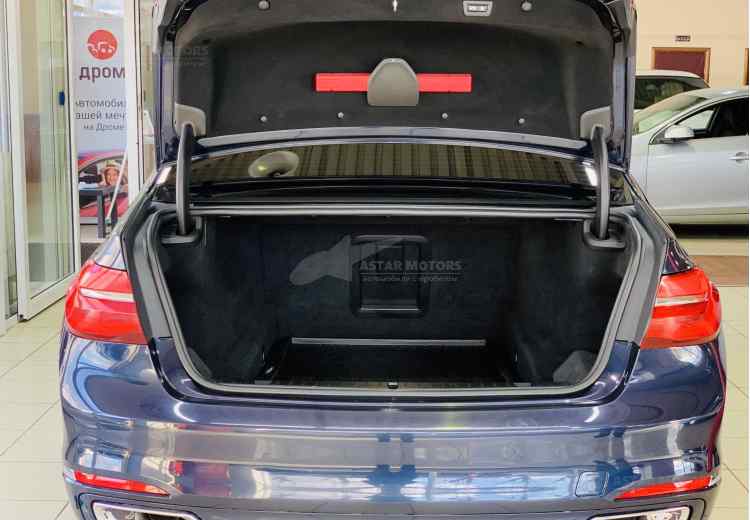 BMW 7 серии VI (G11/G12)