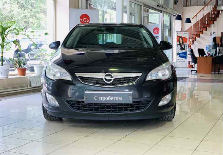 Opel Astra J