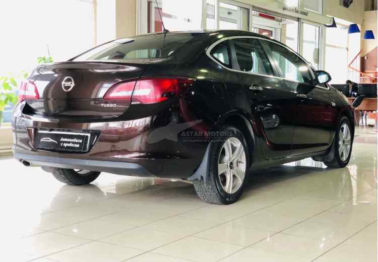 Opel Astra J Рестайлинг