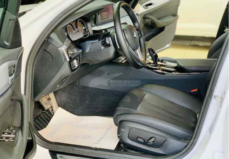 BMW 5 серии VII (G30/G31)