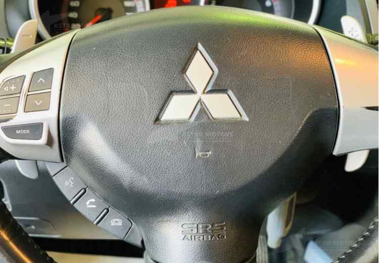 Mitsubishi Outlander II