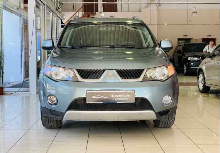 Mitsubishi Outlander II