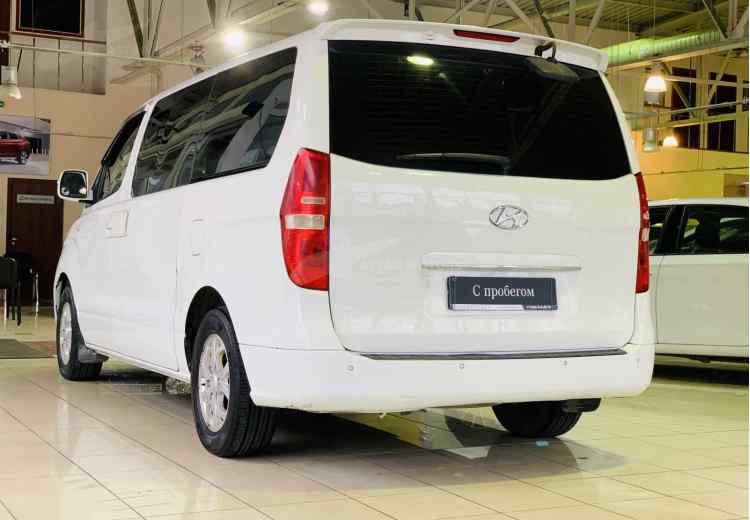 Hyundai Grand Starex