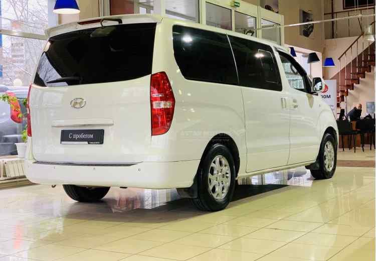 Hyundai Grand Starex