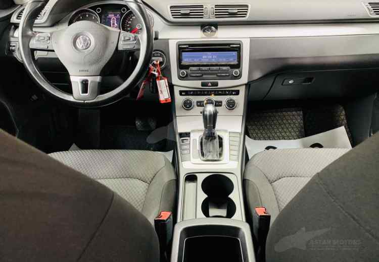 Volkswagen Passat B7