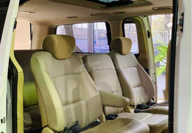 Hyundai Grand Starex