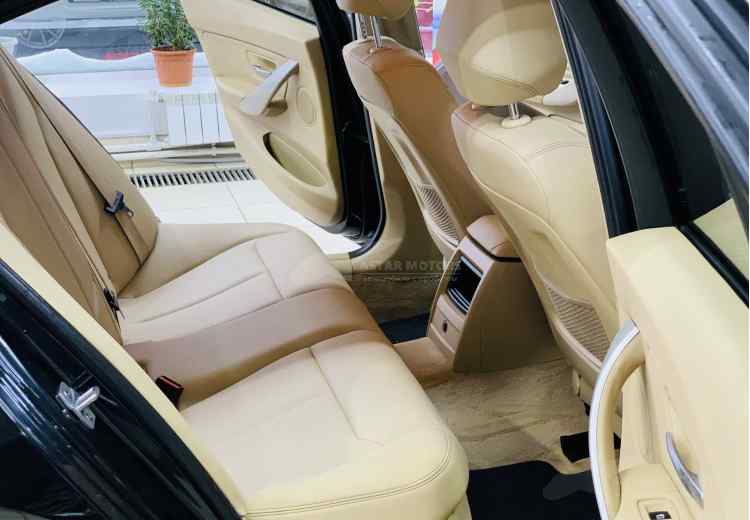 BMW 3 серии VI (F3x)