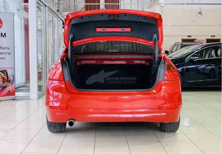 BMW 3 серии VI (F3x)