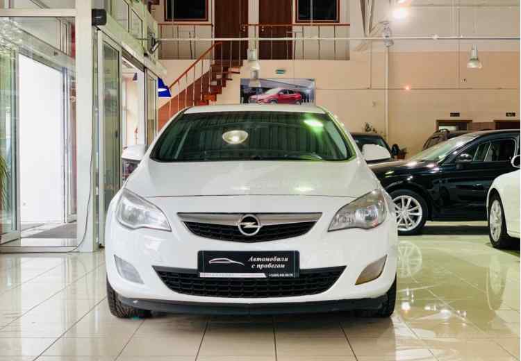 Opel Astra J Рестайлинг
