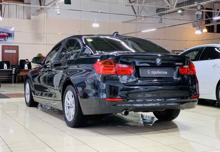 BMW 3 серии VI (F3x)