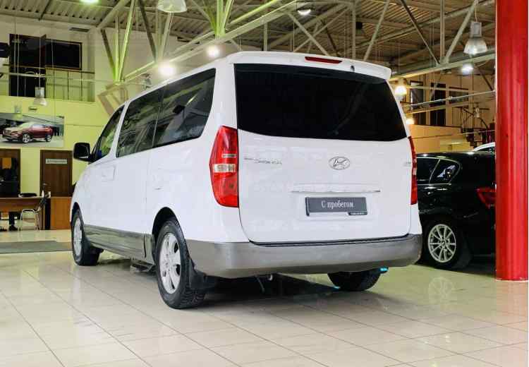 Hyundai Grand Starex