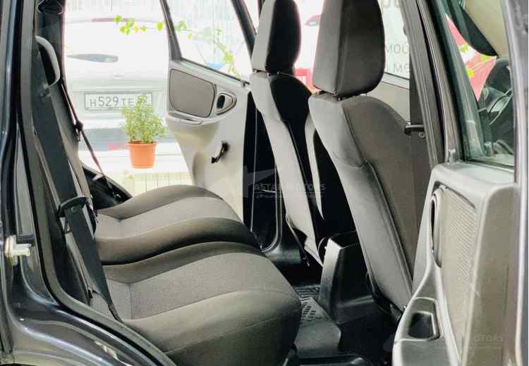 LADA (ВАЗ) Niva I Рестайлинг (Travel)