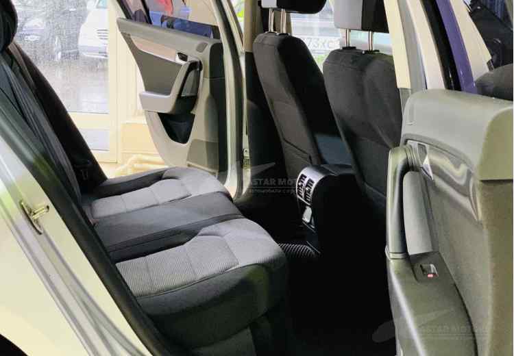 Volkswagen Passat B7