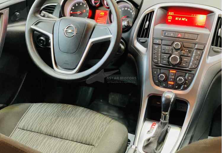 Opel Astra J Рестайлинг