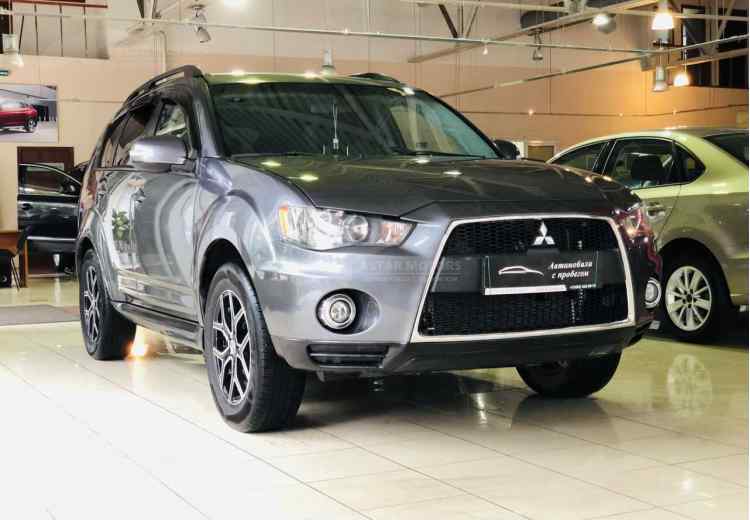 Mitsubishi Outlander III