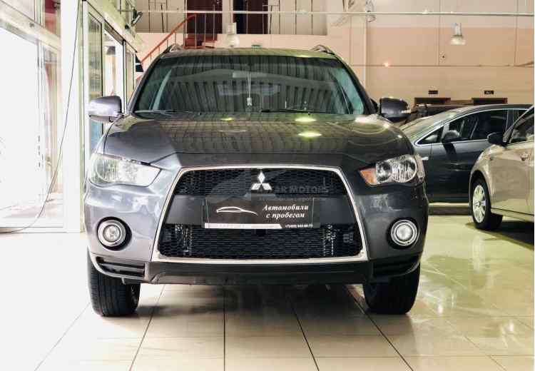 Mitsubishi Outlander III