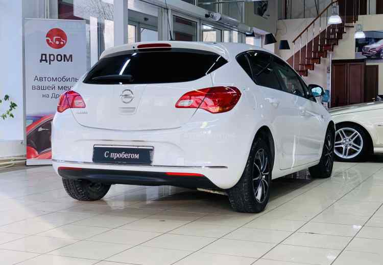 Opel Astra J Рестайлинг