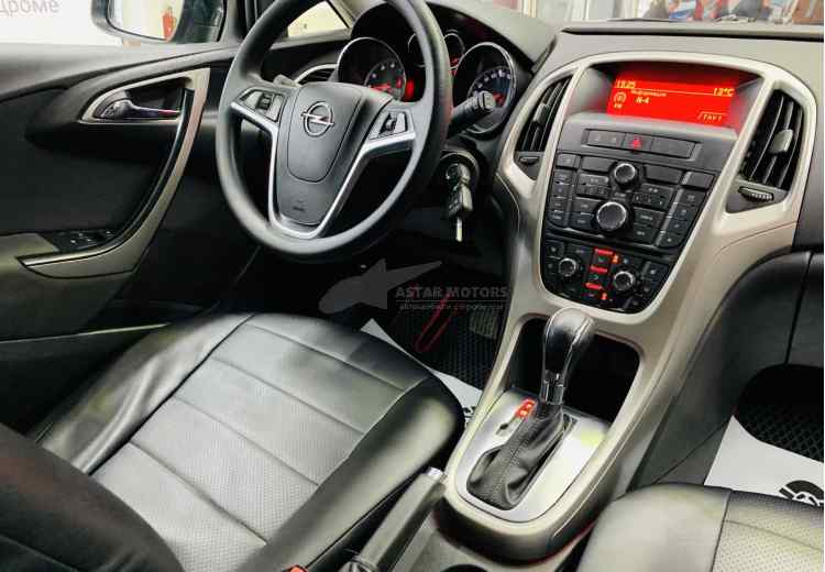 Opel Astra J Рестайлинг