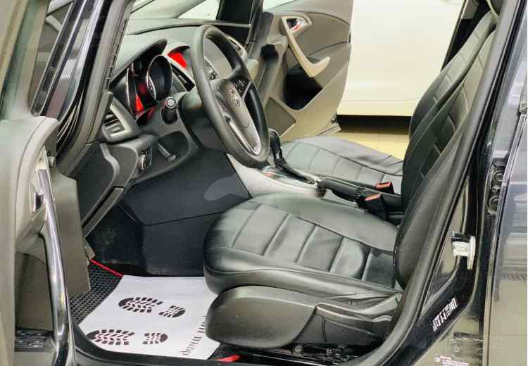 Opel Astra J Рестайлинг