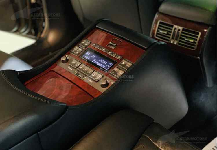 Lexus LS IV