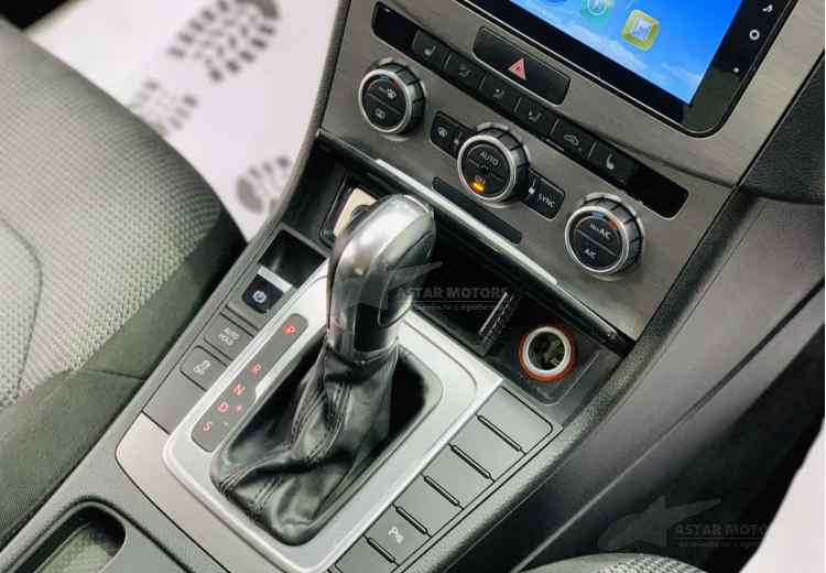 Volkswagen Passat B7