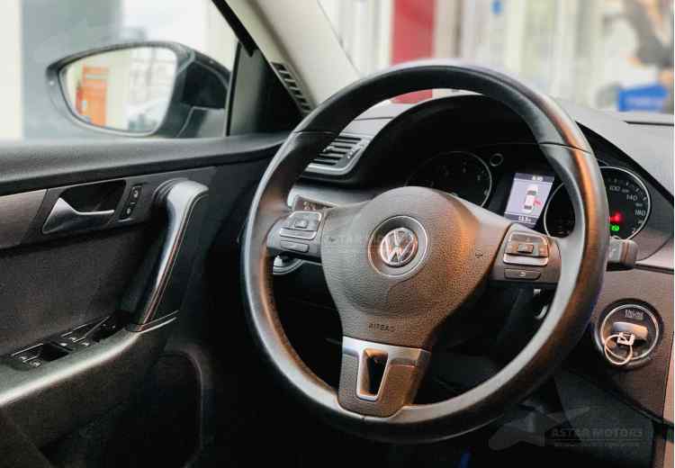 Volkswagen Passat B7