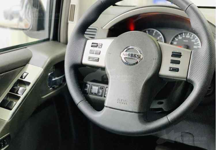 Nissan Pathfinder III