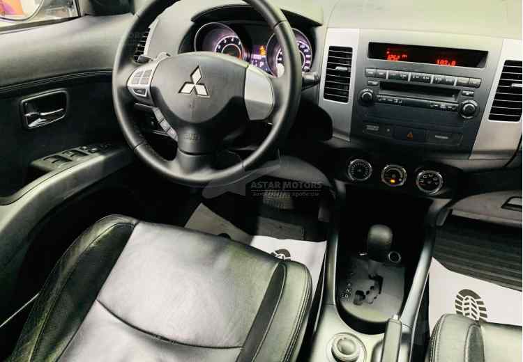 Mitsubishi Outlander II Рестайлинг