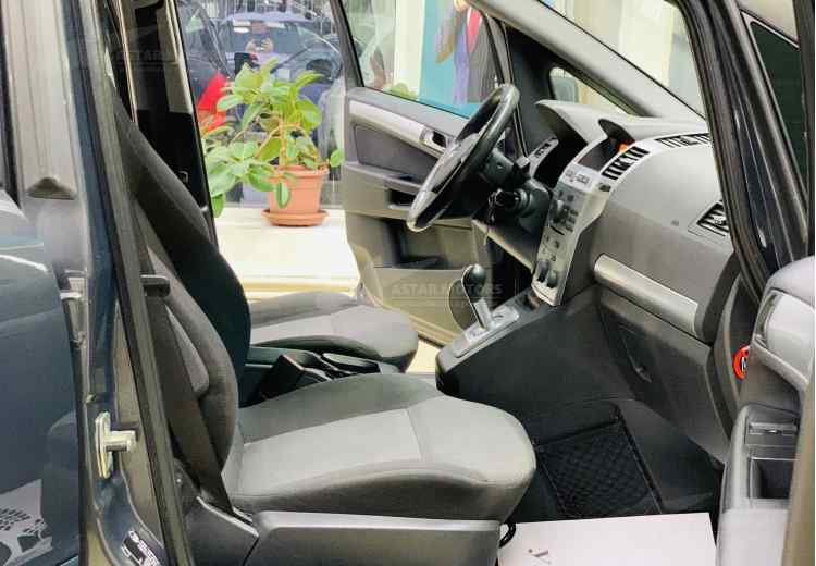Opel Zafira C