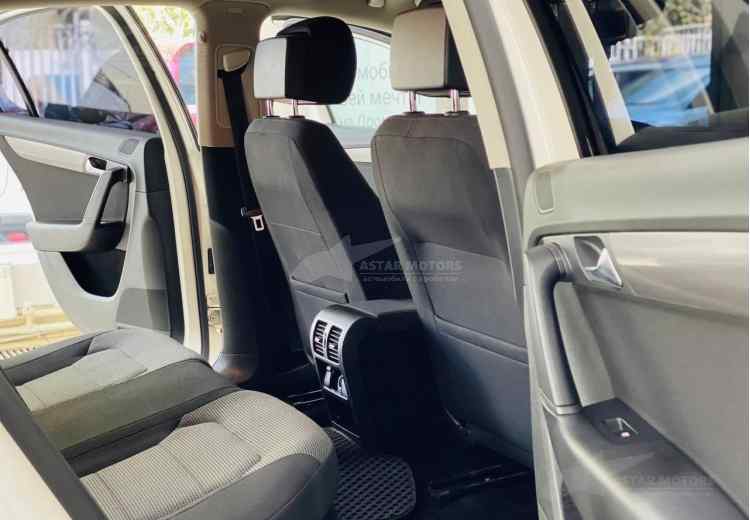 Volkswagen Passat B7