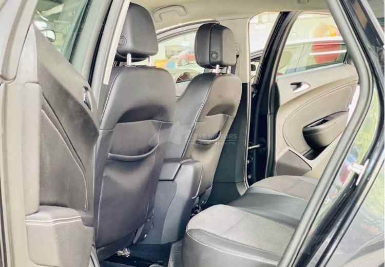 Opel Astra J Рестайлинг