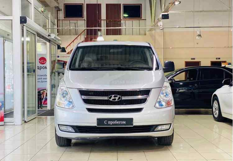 Hyundai Grand Starex