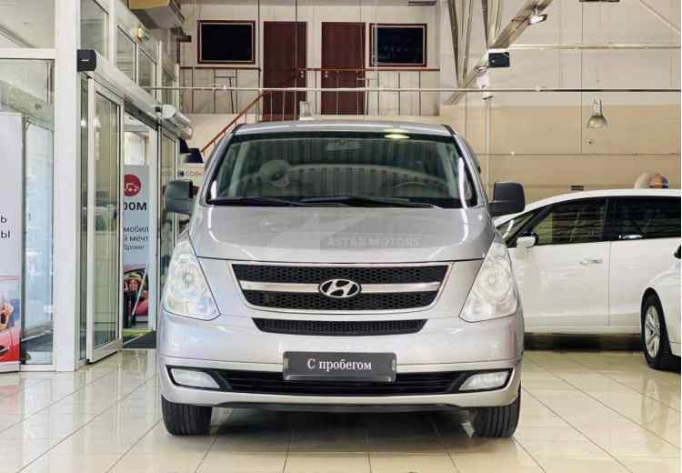 Hyundai Grand Starex