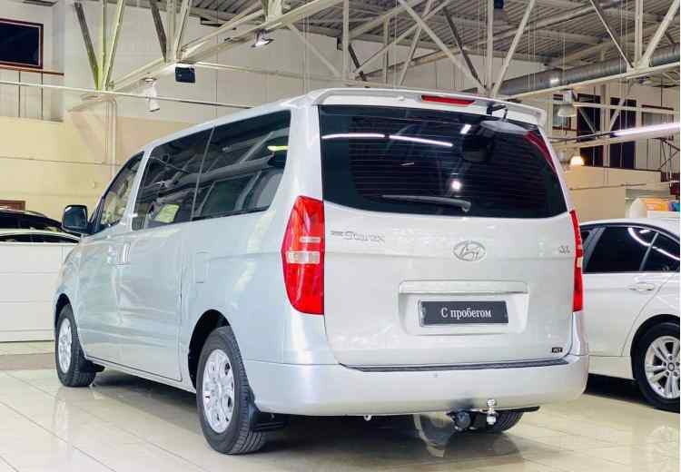 Hyundai Grand Starex