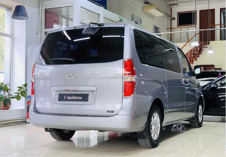 Hyundai Grand Starex