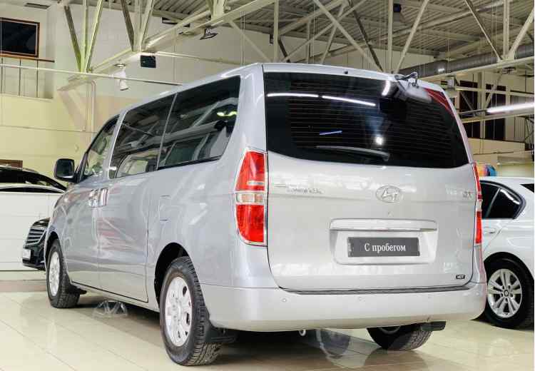 Hyundai Grand Starex